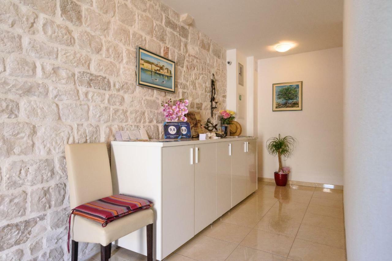 Apartments Dora -Free Parking Trogir Zewnętrze zdjęcie