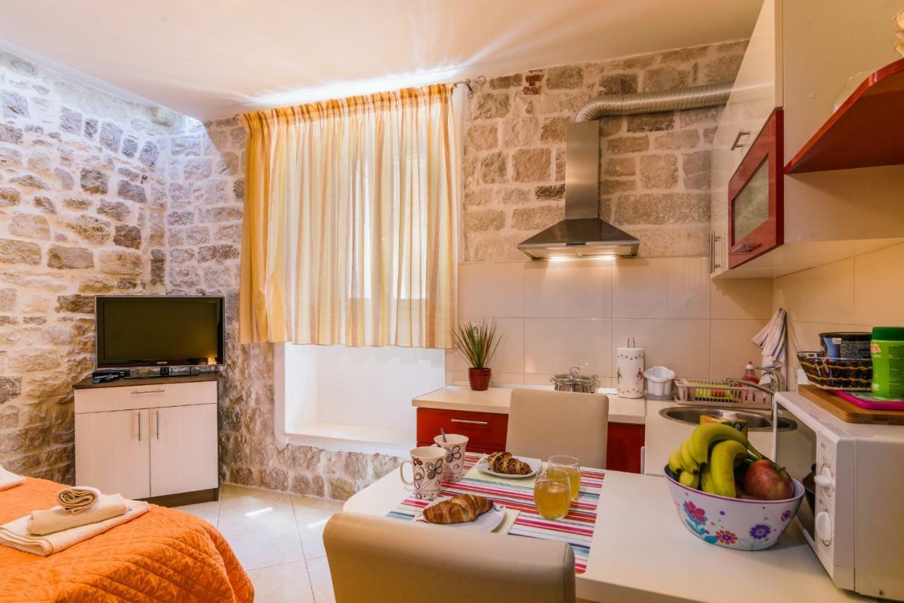 Apartments Dora -Free Parking Trogir Zewnętrze zdjęcie