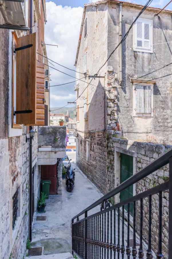 Apartments Dora -Free Parking Trogir Zewnętrze zdjęcie
